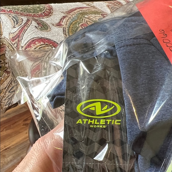 New with tags Men’s athletic T-shirt. Size is 3X. Color is heather blue. - Picture 5 of 5